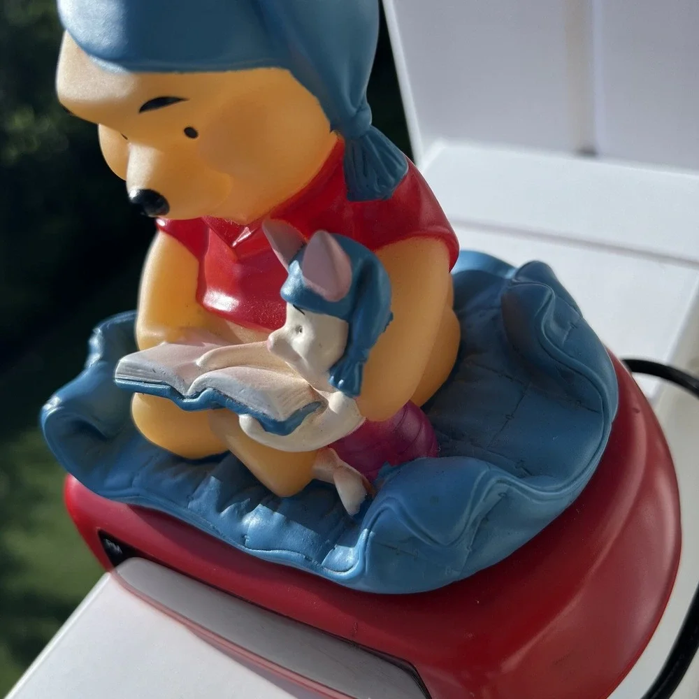 VTG Disney Fantasma Winnie The Pooh  Piglet Night Light Alarm Digital Works